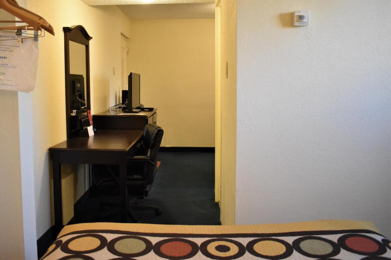 Motel Super 8 By Wyndham Atlantic 2*