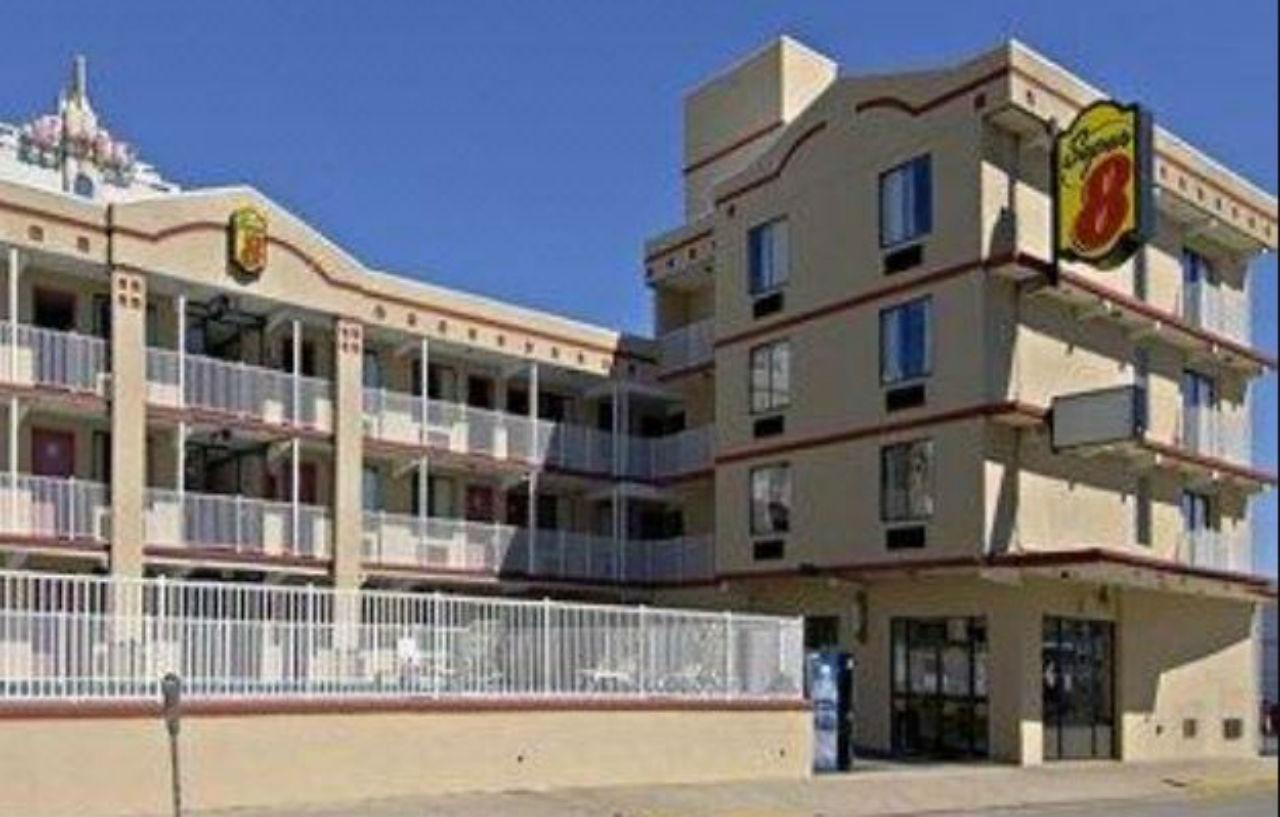 Super 8 By Wyndham Atlantic 2*